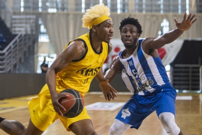 JD Νότε: “Και σου έκανε ένα μαλλί...”