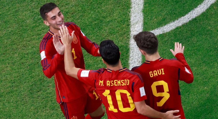 Ισπανία - Κόστα Ρίκα 7-0: Ασύλληπτη «Φούρια Ρόχα» με τον Γκάβι να γράφει ιστορία (vid)