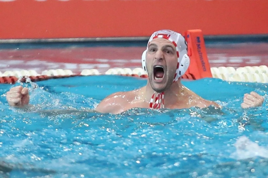 Το νερό «βάφτηκε» κόκκινο: Κυρίαρχος Ολυμπιακός στο υδάτινο clásico - 14-8 τον Παναθηναϊκό!