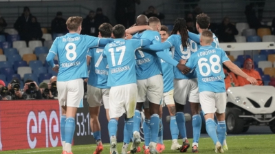 Ο Βεζούβιος της Νάπολι «καταπίνει» την Άιντραχτ Φρανκφούρτης στο Pamestoixima