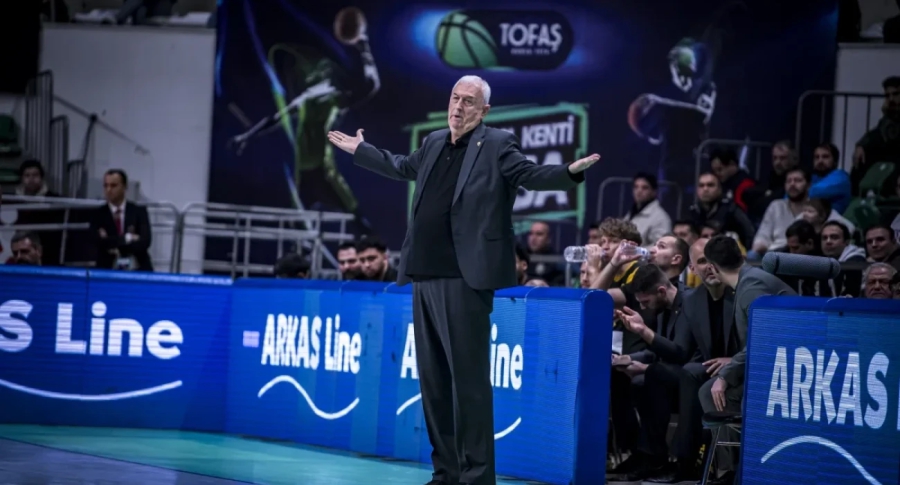 Σάκοτα: «Μεγάλη νίκη γιατί είναι λίγα τα ματς - Συγχαρητήρια, συνεχίζουμε!»