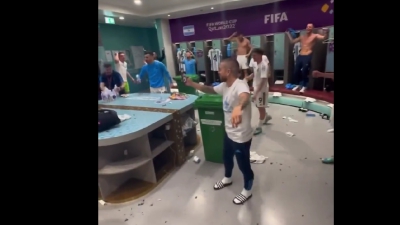 «Πανικός» στα αποδυτήρια της Αργεντινής, μετά την πρόκριση στον τελικό του Μουντιάλ! (video)