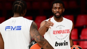 Μπήκε στις ομαδικές προπονήσεις του Ολυμπιακού ο Έβανς!