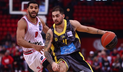 «Ζεστός» ο Τολιόπουλος από την περιφέρεια για τον... διπλασιασμό στη Novibet!