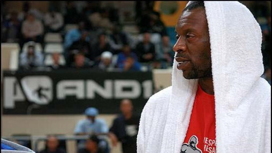 Άντονι Χέιγουορντ: Ο «μισός άνθρωπος-μισός απόλαυση» παίκτης του streetball που αρνήθηκε το NBA (video)