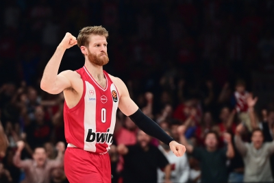 Ο Ολυμπιακός... ξύπνησε την κατάλληλη στιγμή και άρπαξε τη νίκη από την Παρτίζαν!