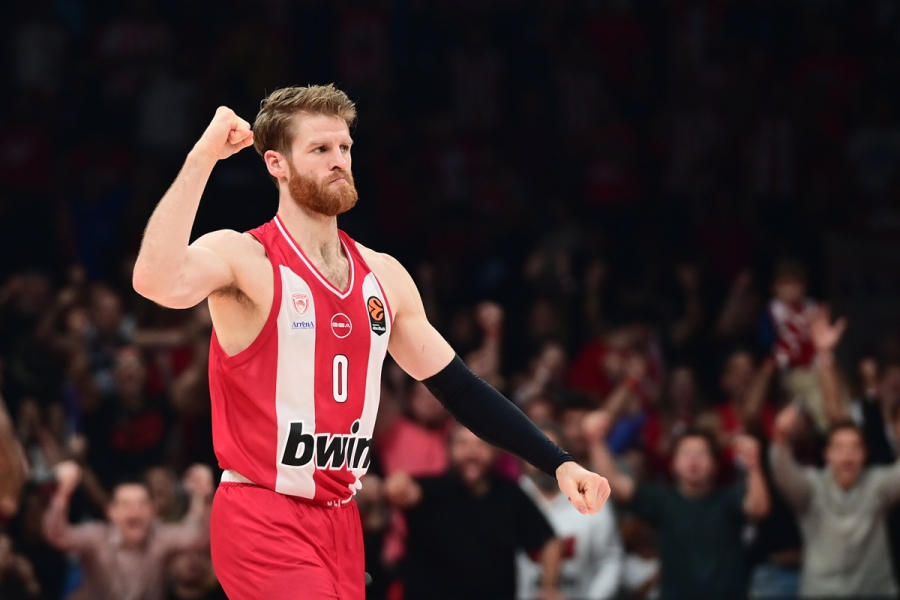 Ο Ολυμπιακός... ξύπνησε την κατάλληλη στιγμή και άρπαξε τη νίκη από την Παρτίζαν!