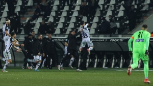 ΠΑΟΚ – Παναθηναϊκός 2-1: Έφερε το ματς... Τούμπα μέσα σε 11 λεπτά, με τον Σάστρε να το «υπογράφει» με οβίδα!