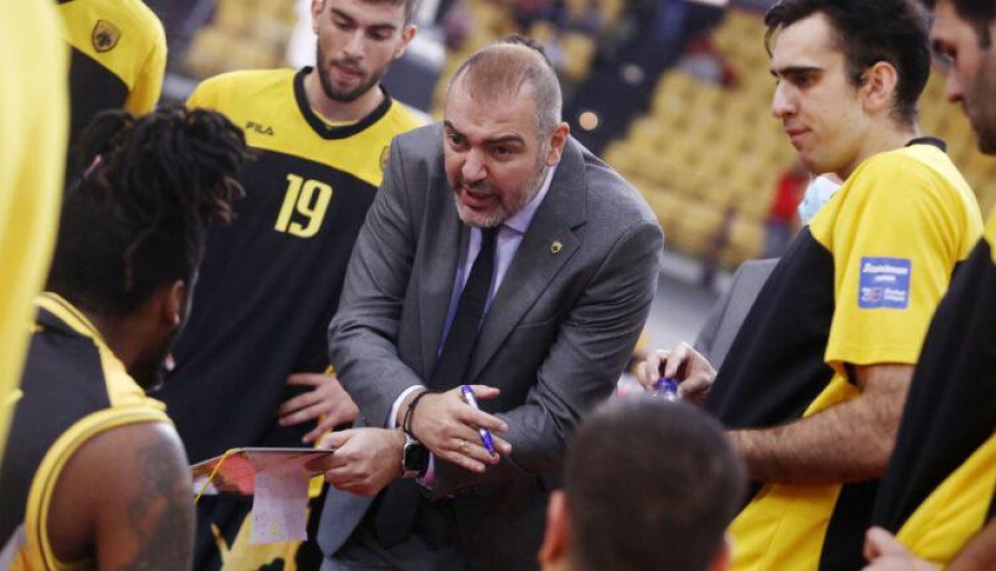 Δέδας: «Έχουμε παίκτες που δεν ακολουθούν το αγωνιστικό πλάνο» (video)