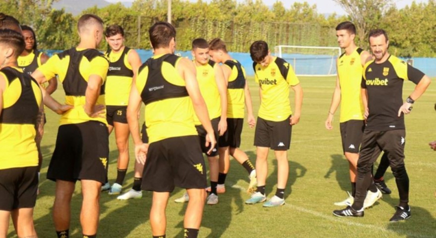 Μάντζιος στους παίκτες: «Αδικήσατε τους εαυτούς σας και τον Άρη»