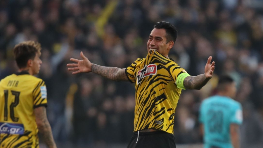 ΑΕΚ - Αστέρας Τρίπολης 2-0: Απόλυτη στη Νέα Φιλαδέλφεια με... μπαλάρα και τον Αραούχο σε «κέφια»! (video)