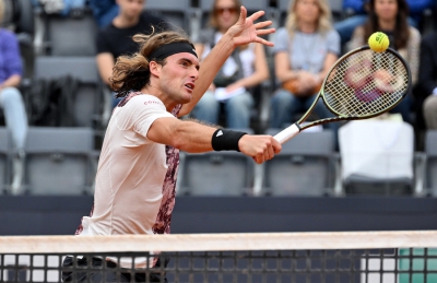 Εκπληκτικός Τσιτσιπάς, 2Χ2 απέναντι σε Ιταλούς και «φουλ» για προημιτελικά στη Ρώμη! (video)