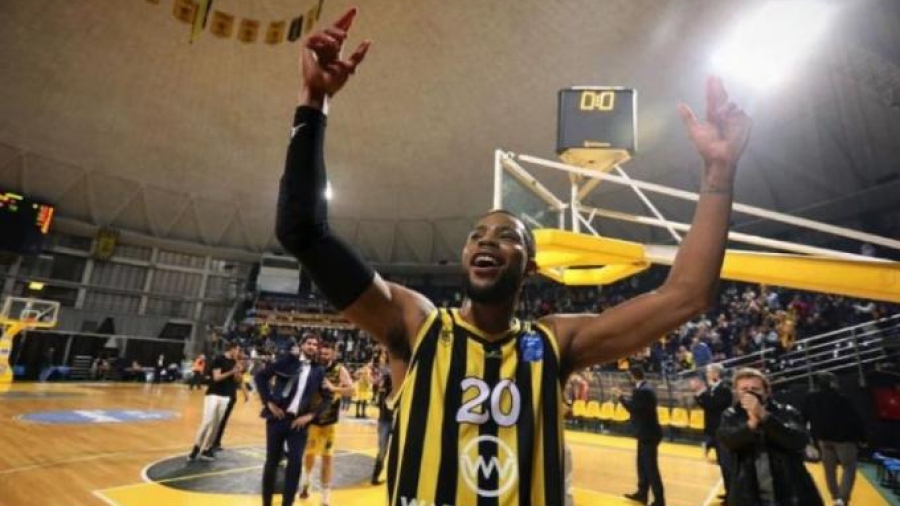 Από τον Άρη στη Βούρτζμπουργκ ο Ουίλιαμς!