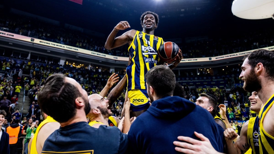 EuroLeague Round 32: Το «έπος» του Χέιζ - Ντέιβις... επισκίασε τις νίκες των Φενέρ και Ρεάλ! (video)