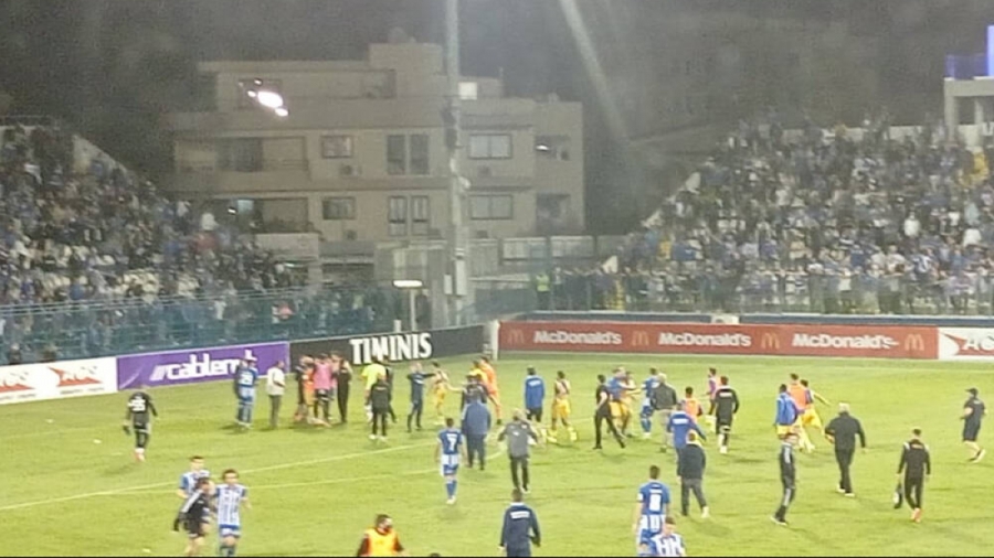 Ανόρθωση - ΑΠΟΕΛ: Ένταση μετά το ματς, κυνηγούσαν τον Ουάρντα!