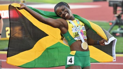 Η Τζάκσον από τη Τζαμάικα, με 10.65 έγινε η 5η ταχύτερη όλων των εποχών στα 100 μέτρα (video)