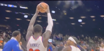 Οι Μπακς πρέπει να πάρουν μαθήματα: Οι Νικς κράτησαν τη μπάλα του ματς! (video)