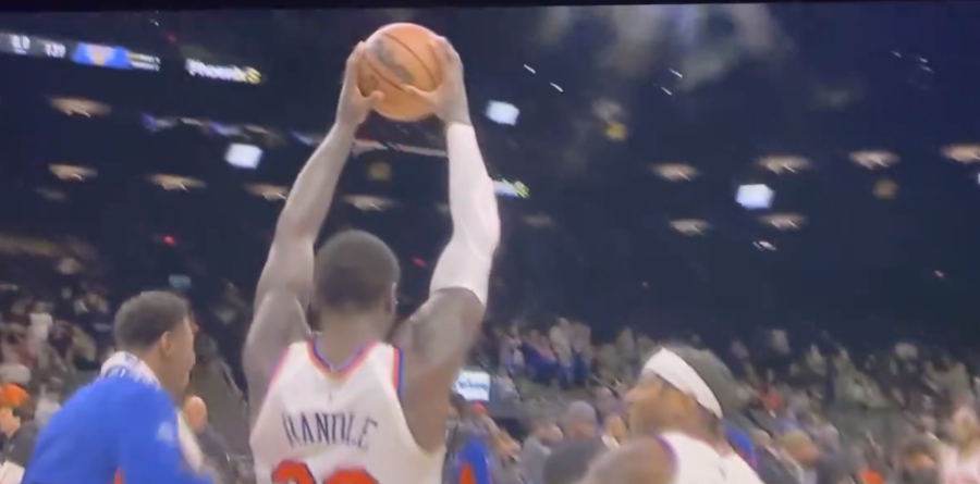 Οι Μπακς πρέπει να πάρουν μαθήματα: Οι Νικς κράτησαν τη μπάλα του ματς! (video)