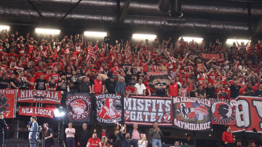 «Ερυθρόλευκη» τρέλα στις εξέδρες της «Zalgirio Arena» (video)