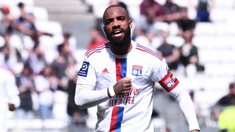 Πρώτος σκόρερ στη Γαλλία ο Λακαζέτ, «ισοφάρισε» τον Εμπαπέ! (video)