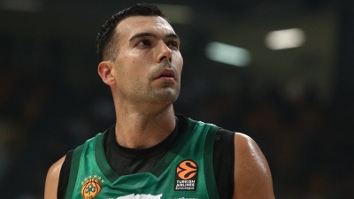 Οκτώ πόντους μέσο όρο και 3/25 τρίποντα: Κάτι πάει λάθος όταν ο Σλούκας αντιμετωπίζει τον Ολυμπιακό!