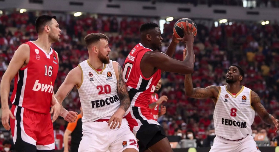 Ολυμπιακός: Ανακοινώθηκαν οι διαιτητές για το Game 3 με τη Μονακό