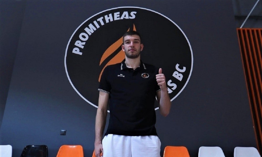 Ρογκαβόπουλος: «Να ανασυνταχθούμε και να πάρουμε τη νίκη κόντρα στον Απόλλωνα Πατρών»