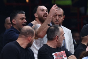 «Γ@@@@νες μαλακίες, γ@@@@νοι κλέφτες!»: Αποβλήθηκε ο Τζέιμς, δις τεχνική ποινή - «Πειστήριο» το φύλλο αγώνα!