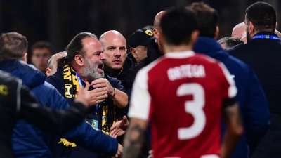 Ηλιόπουλος σε Μεντιλίμπαρ: «Είσαι τζέντλεμαν, αλλά είσαι σε ομάδα-ντροπή!»