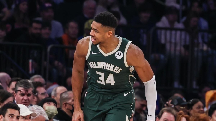 Γιάννης Αντετοκούνμπο: «Θα έπαιρνα τον GOAT, τον έναν και μοναδικό Κριστιάνο Ρονάλντο»!