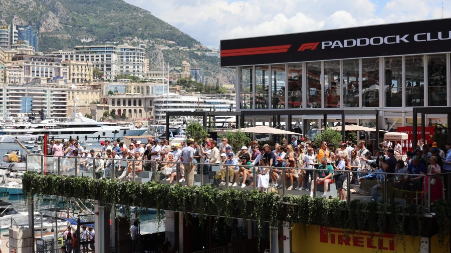 Σαμπάνιες και 3000 αστακοί και την ημέρα - Οι εξωφρενικές απαιτήσεις των VIP που ταΐζει η Formula 1!