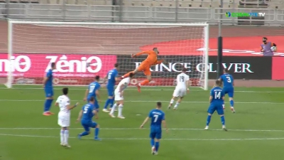 Ελλάδα – Κόσοβο 0-0: Σούταρε με το δεξί ο Μπουχαλάκης, στο δοκάρι η μπάλα! (video)