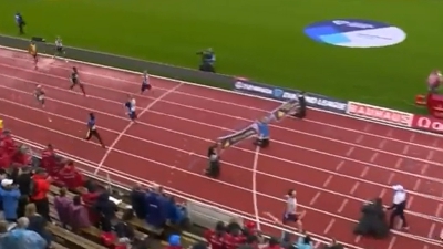 Απίστευτο: Ακτιβιστές έγιναν οι ίδιοι... εμπόδια λίγο πριν τον τερματισμό στα 400μ. του Diamond League! (video)