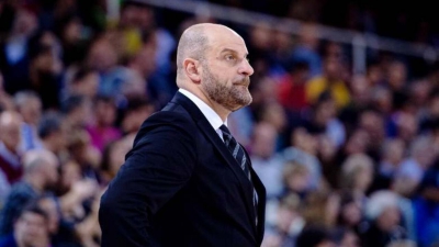 Μίτροβιτς: «Τρομερή ομάδα ο Ολυμπιακός, 