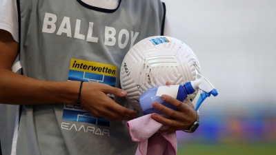 Super League: Πενθήμερη καραντίνα για νοσήσαντες αθλητές με αρνητικό PCR