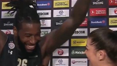 Παρτιζάν - Ολυμπιακός: Ο Λεσόρ πανηγύρισε τη νίκη... χορεύοντας! (video)