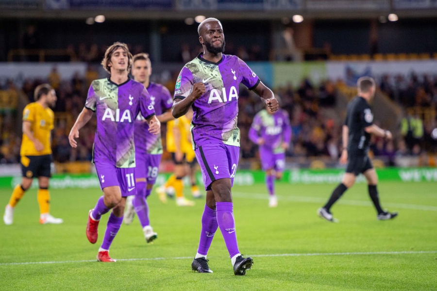 «Κολλάει» του Εντομπελέ στη Παρί Σεν Ζερμέν, πιέζει η Βαλένθια για το δανεισμό του Χιλ