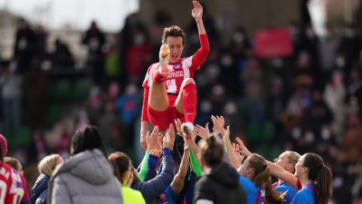 Μάθημα ζωής από την Τορεσίγια: Πάλεψε, νίκησε τον καρκίνο, επέστρεψε στα γήπεδα και αποθεώθηκε! (video)