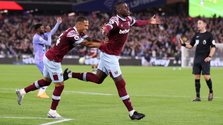 Γουέστ Χαμ – Μπόρνμουθ 2-0: Άλμα… στη βαθμολογία για τα «σφυριά» με γκολ στις καθυστερήσεις κάθε ημιχρόνου!