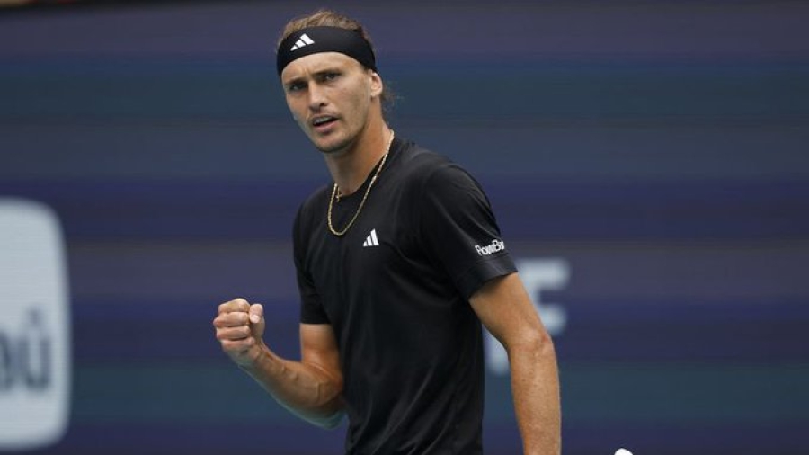 Άλλη «κλάση» ο Ζβέρεφ, στα ημιτελικά του Μαϊάμι με το 1.80 στο Pamestoixima.gr!