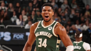 Αντετοκούνμπο: «Θα είχα ήδη φύγει, αν ήταν στο χέρι μου - Στα 32 μου θα είναι!»