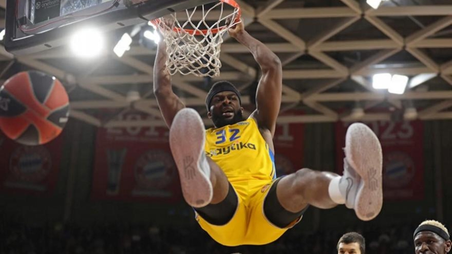 Μιλάνο «καλεί» Νίμπο και... βόμβα για τη Μακάμπι πριν τον Παναθηναϊκό!