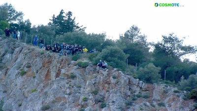 «Παντού για τον Παναιτωλικό»: Από τα βράχια παρακολουθούν το ματς κόντρα στην Κηφισιά φίλοι της ομάδας! (video)