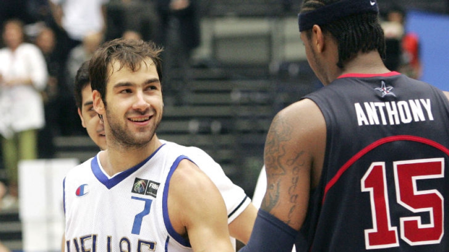 Σπανούλης: Η FIBA ευχήθηκε μέσω ενός τρίλεπτου βίντεο, σε «έναν από τους σπουδαιότερους παίκτες που έχει βγάλει η γηραιά ήπειρος»! (video)