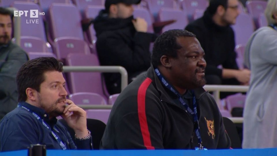 Πανιώνιος - ΑΕΚ: Στις εξέδρες ο Σχορτσιανίτης (video)