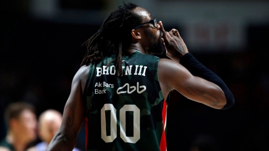 Εξετάζουν την περίπτωση του Τζον Μπράουν η Μπαρτσελόνα και η Μονακό!