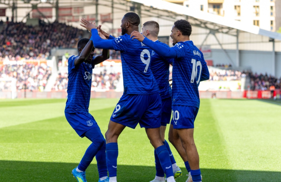 Ιστορική «μέλισσα», γλυκόπικρα «ζαχαρωτά»: Στο 90' η... ξενέρα για Μπόρνμουθ, η Έβερτον «χάλασε» το ρεκόρ του Ιγκόρ!