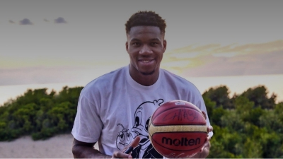 Γιάννης Αντετοκούνμπο: «Η οικογένειά μου είναι ευτυχισμένη εδώ, στην Costa Navarino»