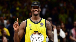 Η πράσινη «βόμβα» με Νάιτζελ Χέιζ-Ντέιβις έσκασε με κρότο