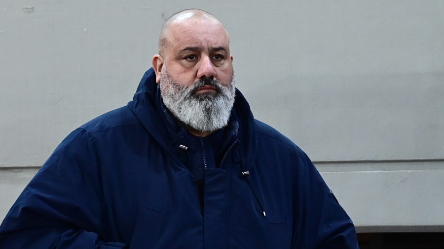 Καραπαπάς: «Είστε νάνοι, θέλετε 10 εγκληματικές οργανώσεις για να μας φτάσετε!»